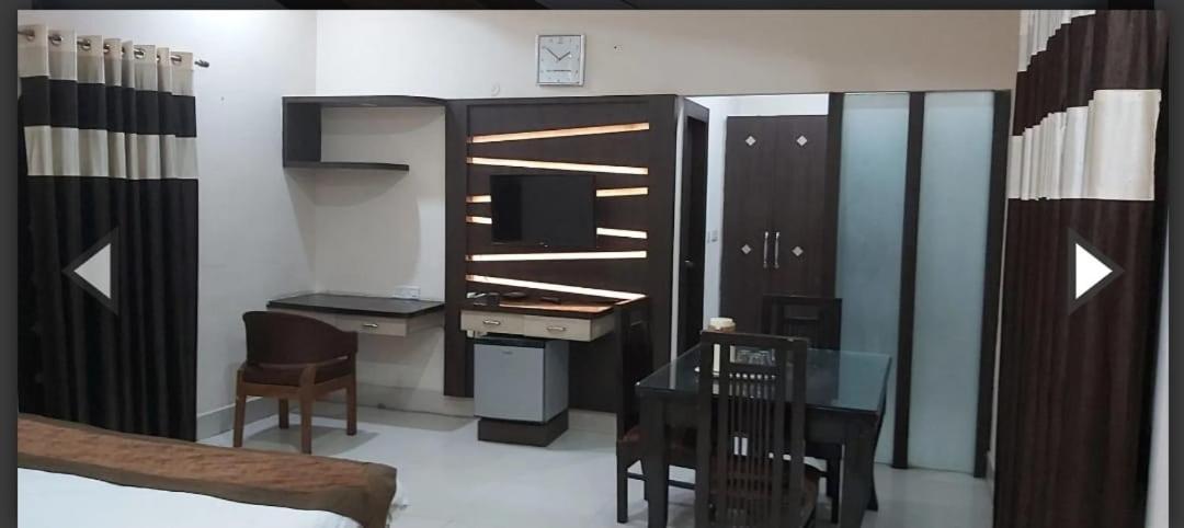 Hotel Soni International Khalilabad Exterior photo